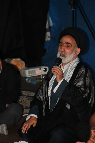 بازدید نماینده ولی‌فقیه در جهادکشاورزی از موکب سنگرسازان بی سنگر حسینی استان مرکزی