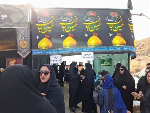 تصاویر/هفتمین همایش راهپیمایی جاماندگان قافله‌ی اربعین دربخش قمصر