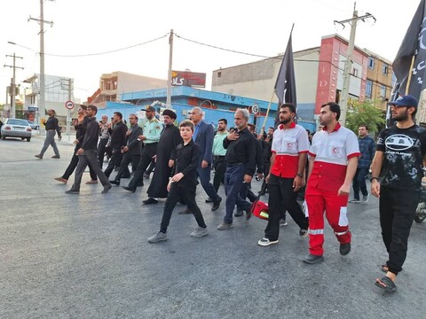 تصاویر/ پیاده‌روی جاماندگان اربعین در گناوه