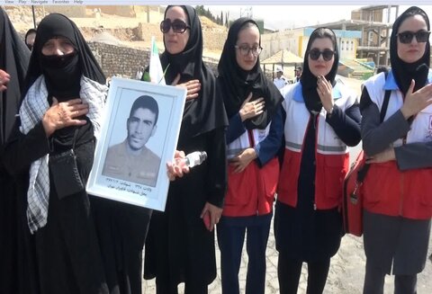 تصاویر /پیاده‌روی جاماندگان‌ اربعین حسینی در شهر بدره