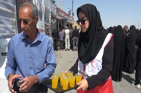 تصاویر /پیاده‌روی جاماندگان‌ اربعین حسینی در شهر بدره