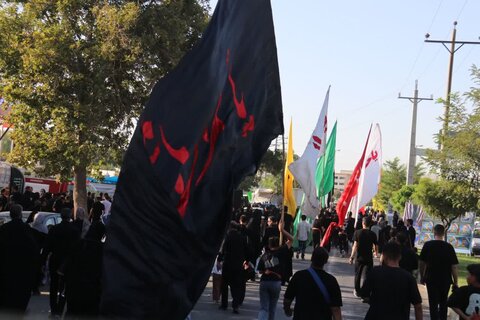 تصاویر/ پیاده روی دلدادگان اربعین حسینی در ارومیه