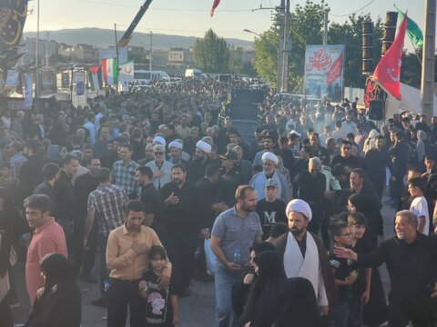 تصاویر/ پیاده‌روی جاماندگان اربعین حسینی در چایپاره