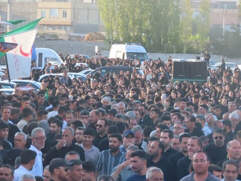 تصاویر/ پیاده‌روی جاماندگان اربعین حسینی در چایپاره