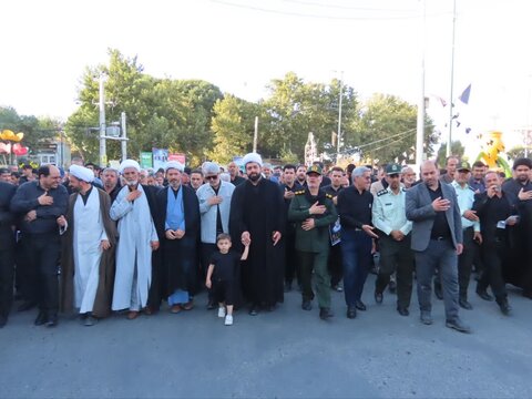 تصاویر/ پیاده‌روی جاماندگان اربعین حسینی در چایپاره