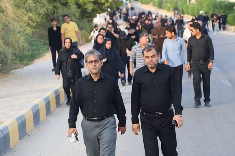 تصاویر/ پیاده روی جاماندگان اربعین در خارگ