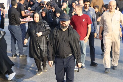 تصاویر/ پیاده روی جاماندگان اربعین در خارگ