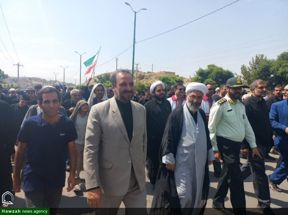 راهپیمایی باشکوه جاماندگان اربعین حسینی در نهاوند برگزار شد+تصاویر