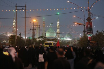 تصاویر/ پیاده‌روی «دلدادگان حسینی، جاماندگان اربعین» در قم