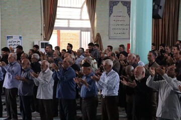 تصاویر/ اقامه نماز جمعه تکاب