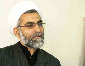 بی‌طرفی کمک به باطل در برابر حق است