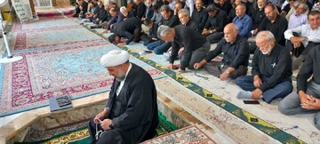 مراقب باشید دشمن با حرف‌های پوشالی شما را به عقب‌ برنگرداند