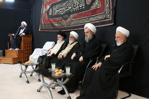 تصاویر مراسم عزاداری اربعین حسینی در بیت آیت‌الله العظمی نوری‌همدانی