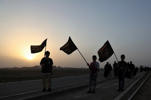 تصاویر/ پیاده روی دلدادگان حسینی به یاد اربعین