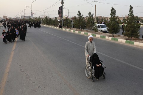 تصاویر/ پیاده روی دلدادگان حسینی به یاد اربعین