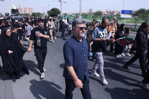 تصاویر / تصاویری از حضور مردم شهرستان های استان قزوین در مراسم دلدادگان اربعین حسینی