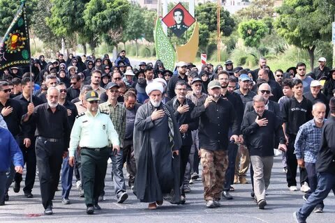 تصاویر / تصاویری از حضور مردم شهرستان های استان قزوین در مراسم دلدادگان اربعین حسینی