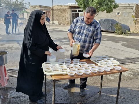 تصاویر / تصاویری از حضور مردم شهرستان های استان قزوین در مراسم دلدادگان اربعین حسینی