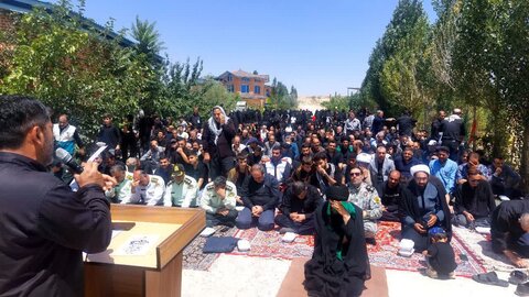 تصاویر / تصاویری از حضور مردم شهرستان های استان قزوین در مراسم دلدادگان اربعین حسینی