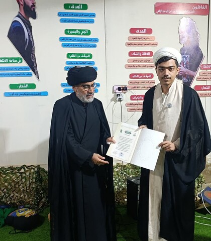 تصاویر/ فعالیت مبلغ بین الملل حوزه علمیه آذربایجان شرقی در مراسم پیاده روی اربعین