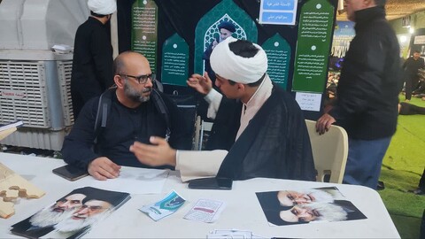 تصاویر/ فعالیت مبلغ بین الملل حوزه علمیه آذربایجان شرقی در مراسم پیاده روی اربعین