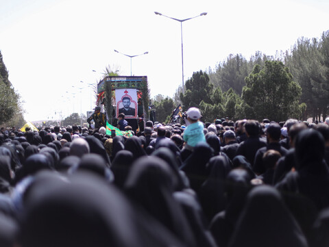 تشییع شهید یونس نوفرستی در پیاده روی جاماندگان اربعین در بیرجند