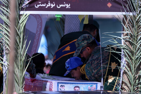 تشییع شهید یونس نوفرستی در پیاده روی جاماندگان اربعین در بیرجند