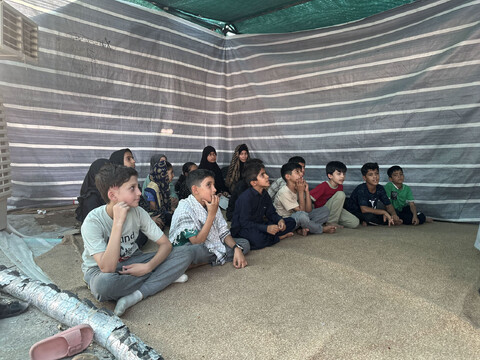 خدمات رسانی مبلغان خراسان جنوبی به زائران اربعین حسینی در کاظمین