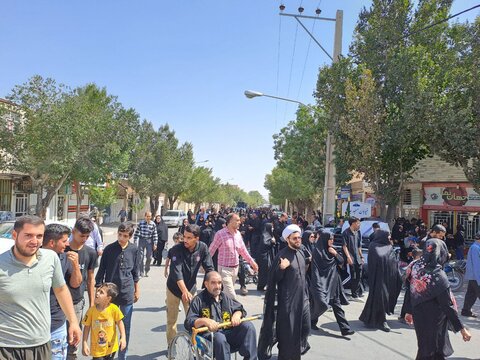 همایش جاماندگان اربعین حسینی در نایین