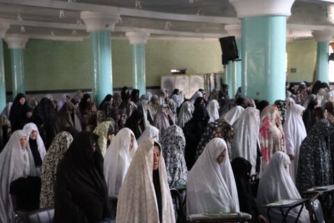 تصاویر/ اقامه نماز جمعه تکاب