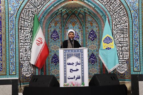 تصاویر/ اقامه نماز جمعه تکاب