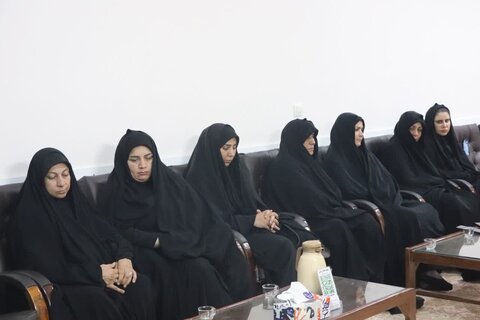 تصاویر/دیدار موکب‌داران اربعین با امام جمعه مهران