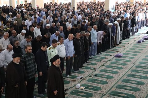 تصاویر اقامه نماز جمعه خرم آباد