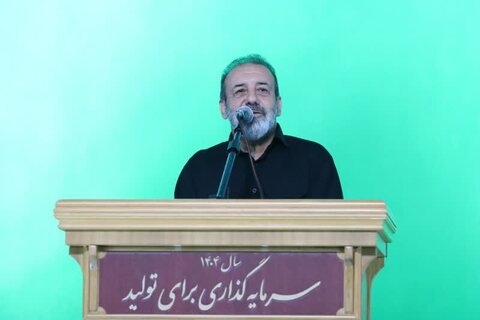 تصاویر نمازجمعه ۲۴ مرداد ساری به امامت حجت الاسلام  والمسلمین محمدی‌لائینی نماینده ولی فقیه در مازندران و امام جمعه ساری