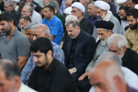تصاویر نمازجمعه ۲۴ مرداد ساری به امامت حجت الاسلام  والمسلمین محمدی‌لائینی نماینده ولی فقیه در مازندران و امام جمعه ساری