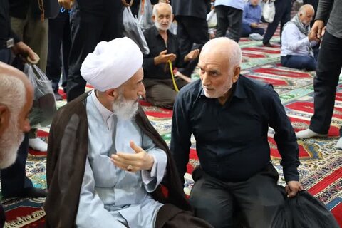 تصاویر نمازجمعه ۲۴ مرداد ساری به امامت حجت الاسلام  والمسلمین محمدی‌لائینی نماینده ولی فقیه در مازندران و امام جمعه ساری