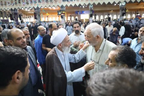 تصاویر نمازجمعه ۲۴ مرداد ساری به امامت حجت الاسلام  والمسلمین محمدی‌لائینی نماینده ولی فقیه در مازندران و امام جمعه ساری