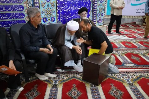 تصاویر نمازجمعه ۲۴ مرداد ساری به امامت حجت الاسلام  والمسلمین محمدی‌لائینی نماینده ولی فقیه در مازندران و امام جمعه ساری