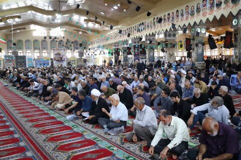 تصاویر نمازجمعه ۲۴ مرداد ساری به امامت حجت الاسلام  والمسلمین محمدی‌لائینی نماینده ولی فقیه در مازندران و امام جمعه ساری