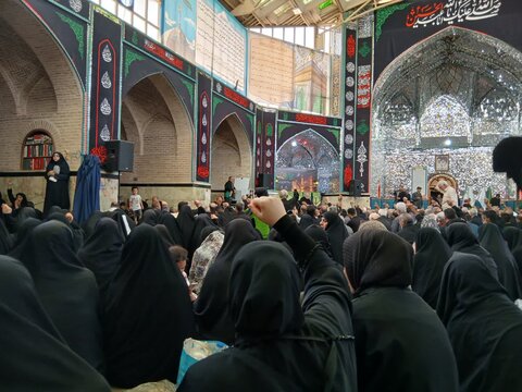 تصاویری از حضور کادر و طلاب موسسه آموزش عالی ریحانه الرسول ساوه در کاروان پیاده‌روی جاماندگان اربعین حسینی