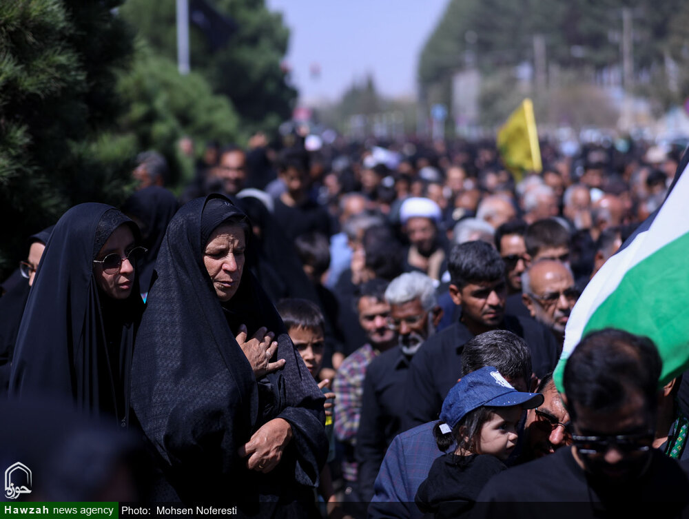 تشییع عاشقانه در مسیر عشق؛ بدرقه شهید یونس نوفرستی در پیادهروی اربعین