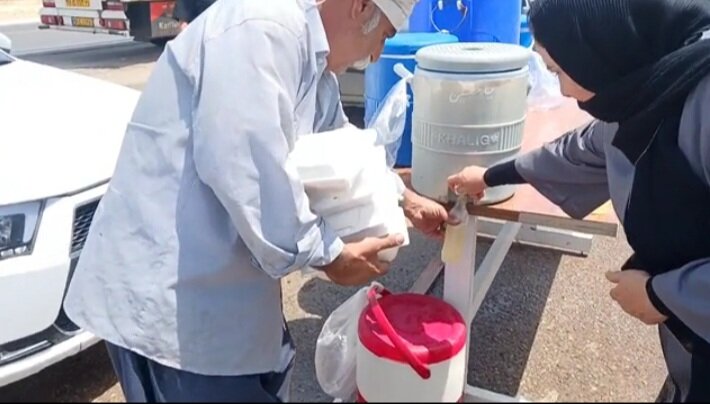 فیلم| خدمت‌رسانی موکب انقلاب روستای حاضرمیل به زائران اربعین