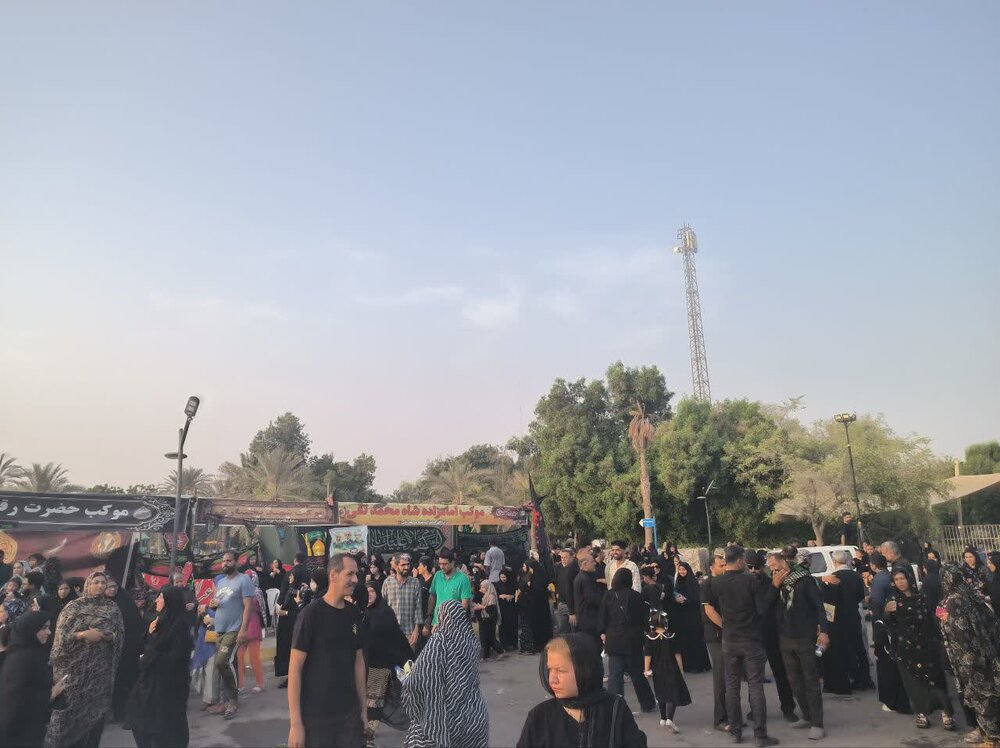 بانوان طلبه هرمزگان در مسیر اربعین؛ تبلور رسالت زینبی در تبیین پیام عاشورا