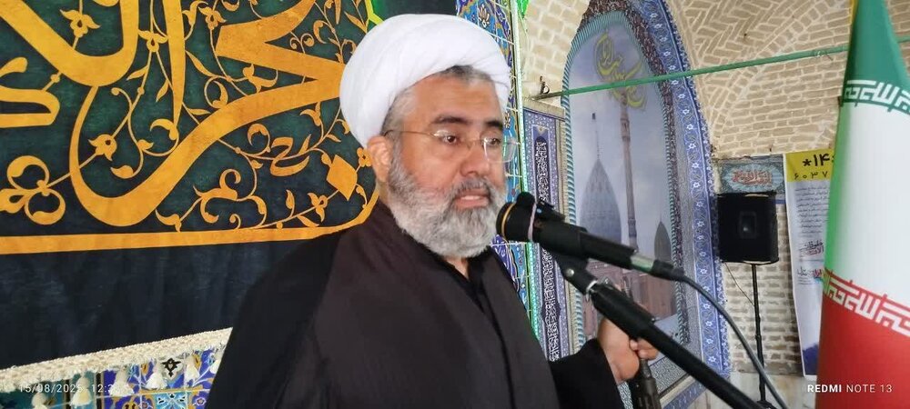 اجازه ندهیم اربعین حسینی به یک مسیر نمادین و بی‌محتوا تبدیل شود+عکس