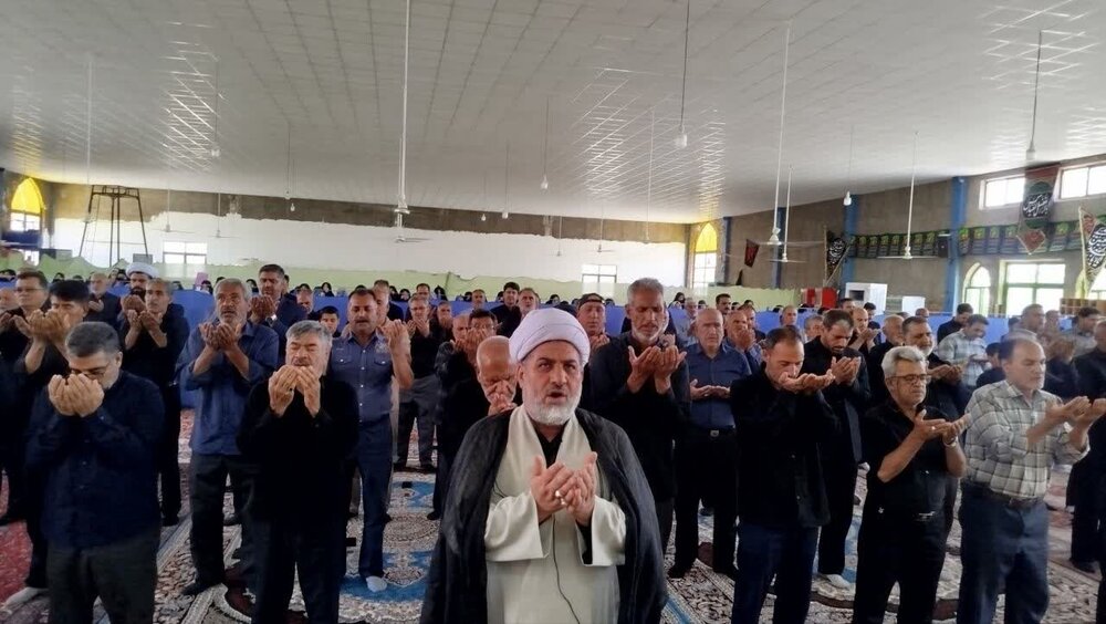 خلوت کردن مساجد از اهداف جنگ نرم دشمن است+تصاویر