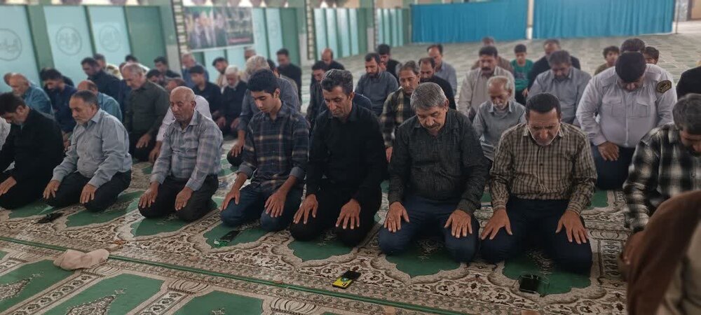 استاندار کرمان به جنوب استان بیاید و قطعی برق منطقه را از نزدیک تجربه کند+تصاویر