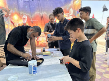 خدمت در موکب‌های اربعین حسینی استمرار راه شهدا است+تصاویر