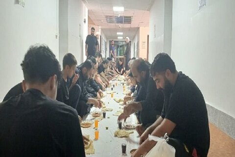 تصاویر/ حضور زائران اربعین در مدرسه علمیه حضرت باقرالعلوم(ع) سرپل ذهاب