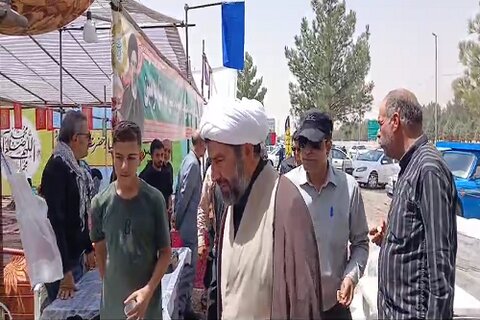 فیلم| بازدید امام جمعه هرسین از مواکب مستقر در پلیس راه کرمانشاه، همدان