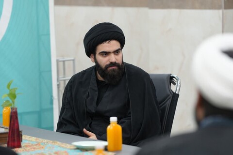 تصاویر/بازدید معاون سازمان تبلیغات اسلامی کشور از مرکز رسانه حوزه علمیه خوزستان